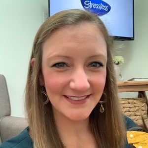 Meet your Posher, Dana